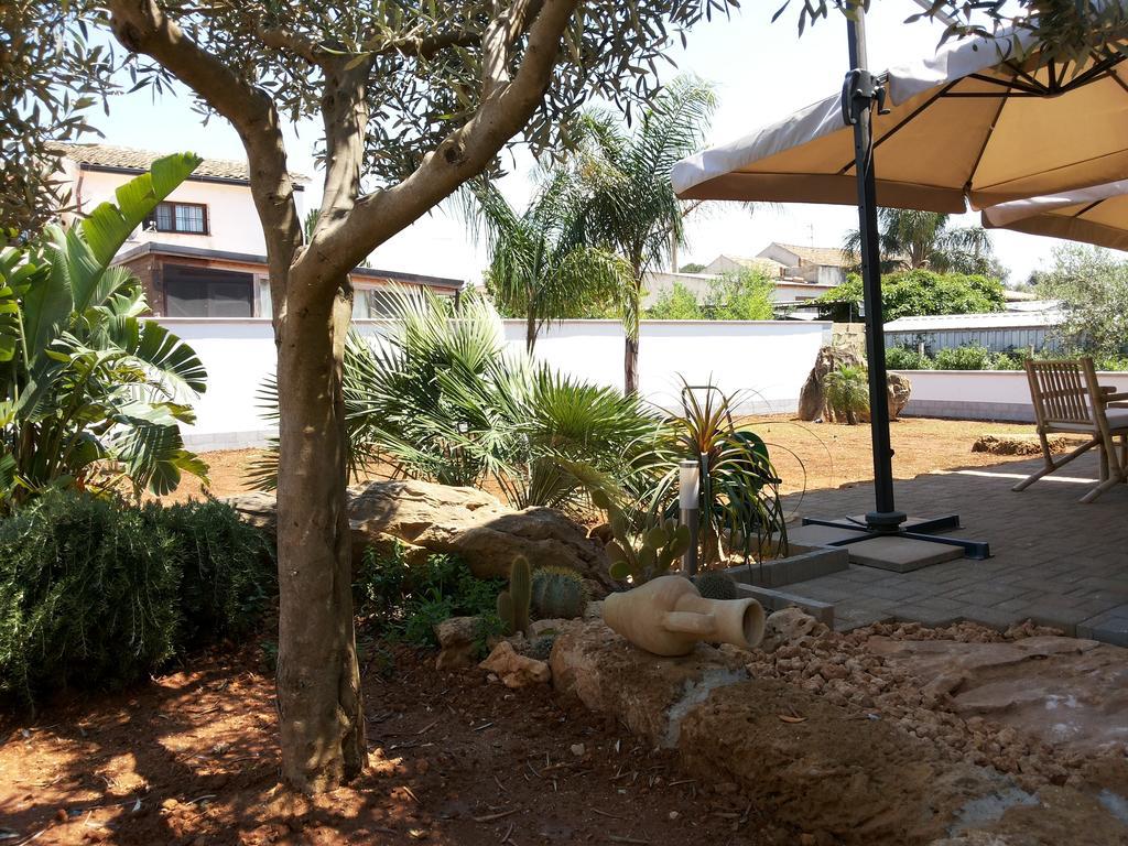 Calìu Bed & Breakfast Marausa Ngoại thất bức ảnh